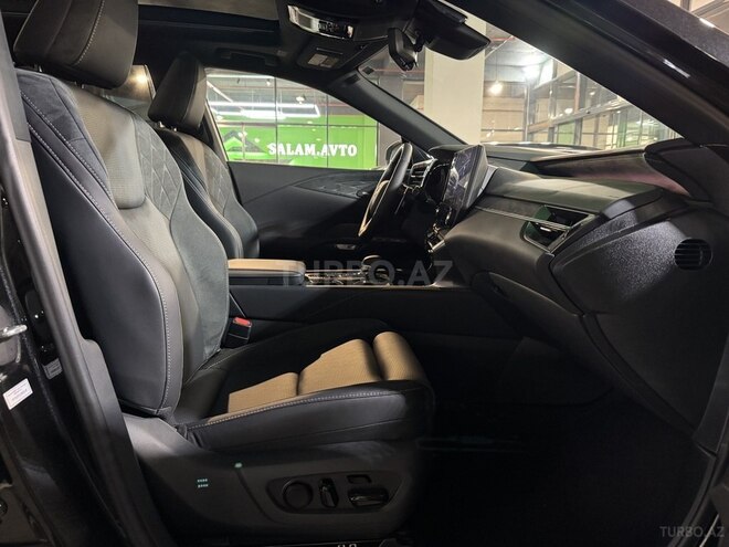Lexus RX 350h 2024, 15,000 km - 2.5 l - Bakı