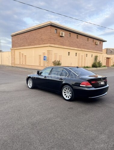 BMW 745-4