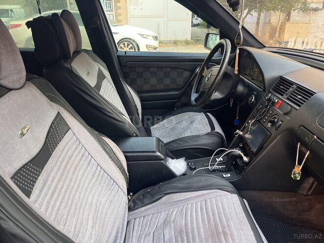 Mercedes C 220 1995, 522,425 km - 2.2 l - Bakı