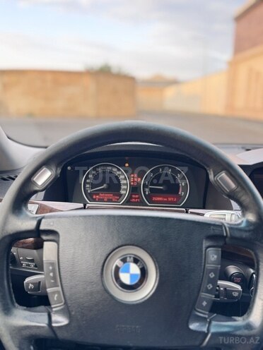 BMW 745-6