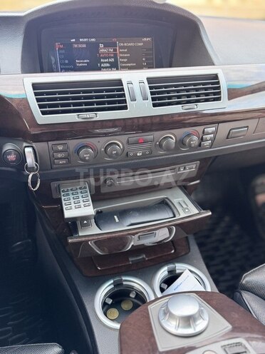 BMW 745-13