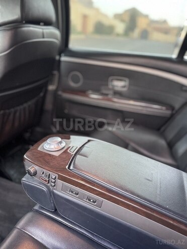 BMW 745-10