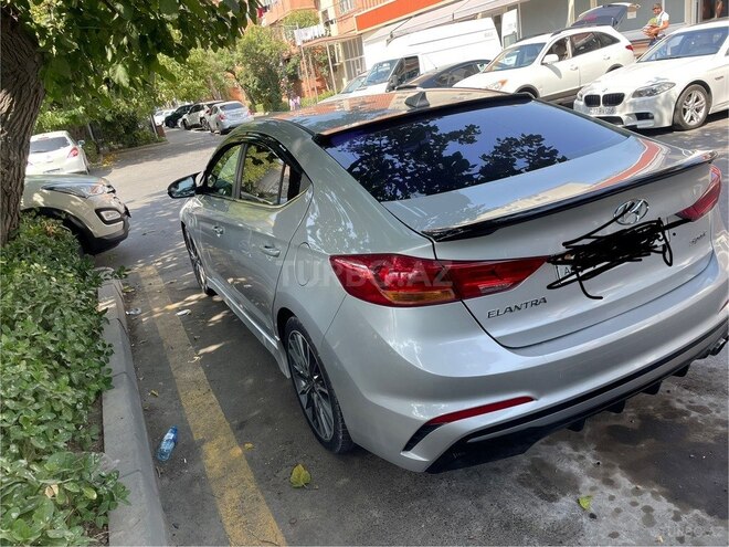 Hyundai Elantra 2017, 115,000 km - 1.6 л - Bakı