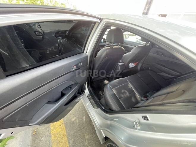 Hyundai Elantra 2017, 115,000 km - 1.6 л - Bakı