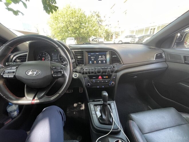 Hyundai Elantra 2017, 115,000 km - 1.6 л - Bakı