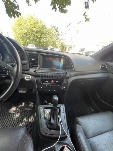 Hyundai Elantra 2017, 115,000 km - 1.6 л - Bakı