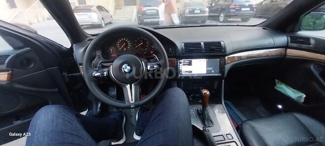 BMW 528 2000, 300,000 km - 2.8 л - Bakı