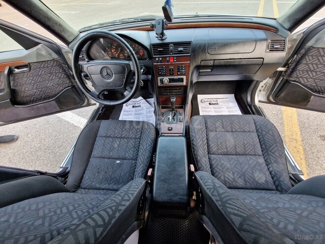 Mercedes C 180 1995, 254,873 km - 1.8 l - Sumqayıt