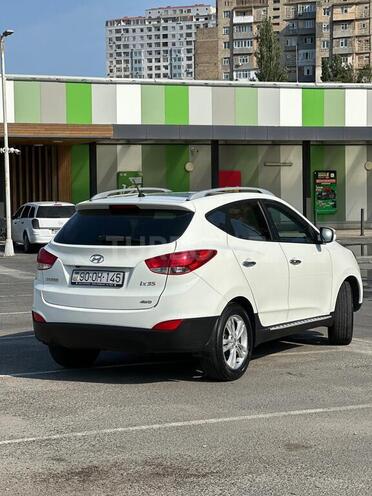 Hyundai ix35 2011, 175,000 km - 2.0 l - Bakı