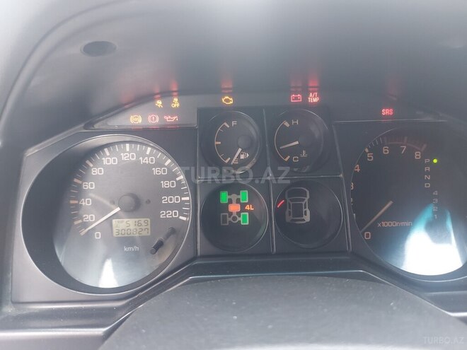 Mitsubishi Pajero 2006, 300,000 km - 3.0 l - Bakı