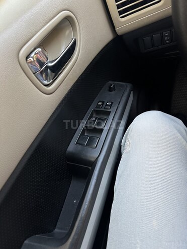 Nissan X-Trail 2013, 189,000 km - 2.5 l - Bakı