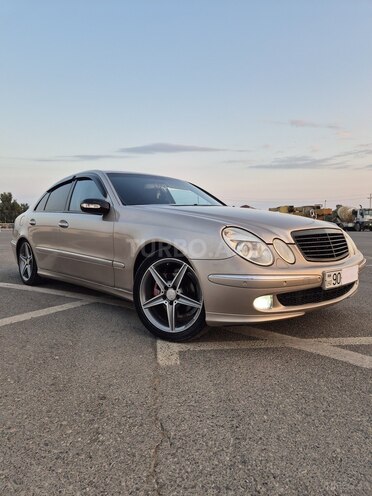 Mercedes E 220 2003, 393,058 km - 2.2 л - Bakı