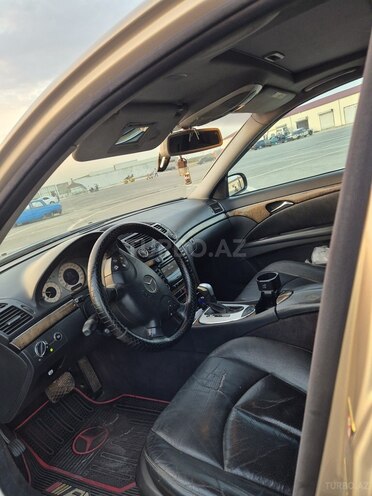 Mercedes E 220 2003, 393,058 km - 2.2 л - Bakı