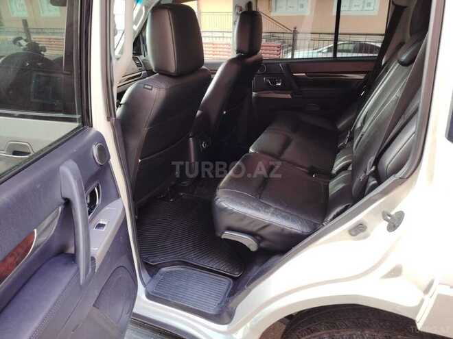 Mitsubishi Pajero 2011, 187,000 km - 3.5 l - Bakı