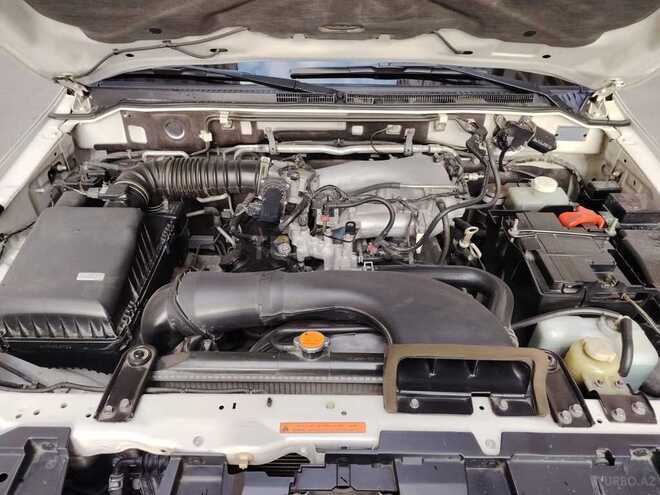 Mitsubishi Pajero 2011, 187,000 km - 3.5 l - Bakı