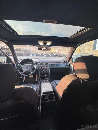 Mercedes E 240 1997, 398,000 km - 2.4 l - Bakı