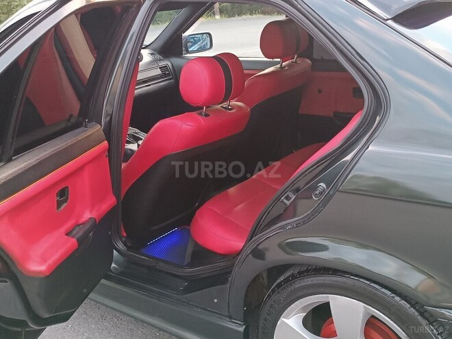 BMW 318 1996, 222,000 km - 1.8 л - Zaqatala