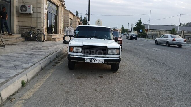 LADA (VAZ) 2107 2005, 83,000 km - 1.6 l - Ucar