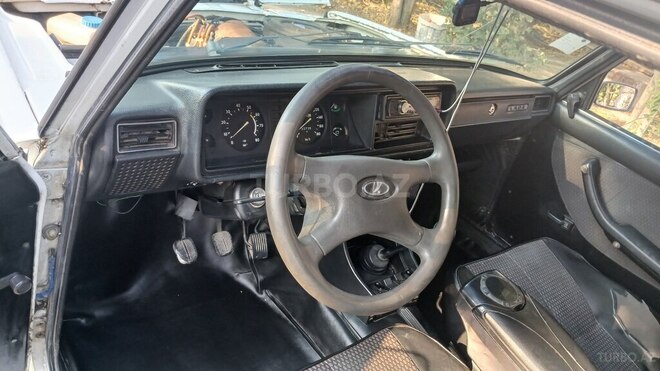 LADA (VAZ) 2107 2005, 83,000 km - 1.6 l - Ucar