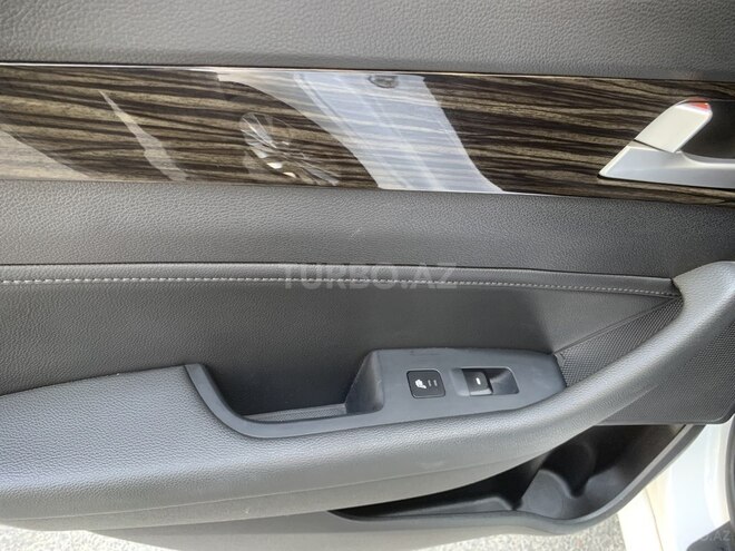 Hyundai Sonata 2018, 290,000 km - 1.7 l - Bakı