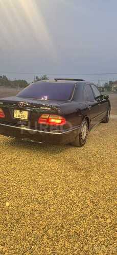 Mercedes E 320 2000, 398,000 km - 3.2 l - Salyan