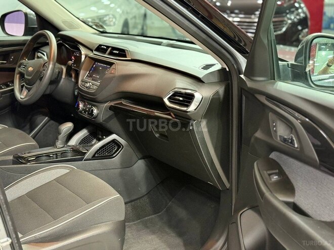 Chevrolet TrailBlazer 2021, 27,000 km - 1.3 l - Bakı
