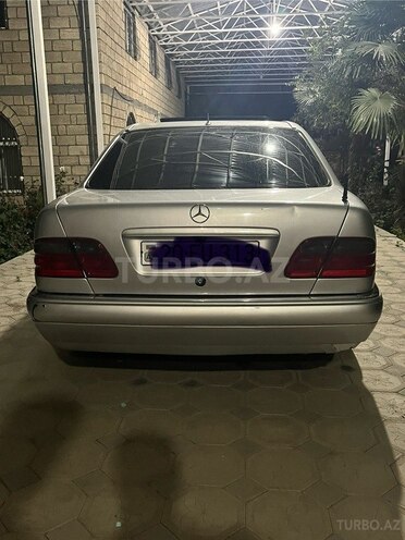 Mercedes E 200 1995, 434,000 km - 2.0 l - Ağdaş