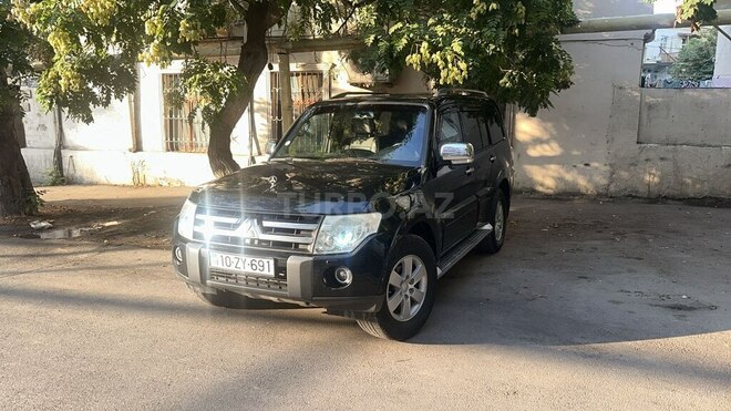Mitsubishi Pajero 2008, 276,204 km - 3.0 l - Bakı