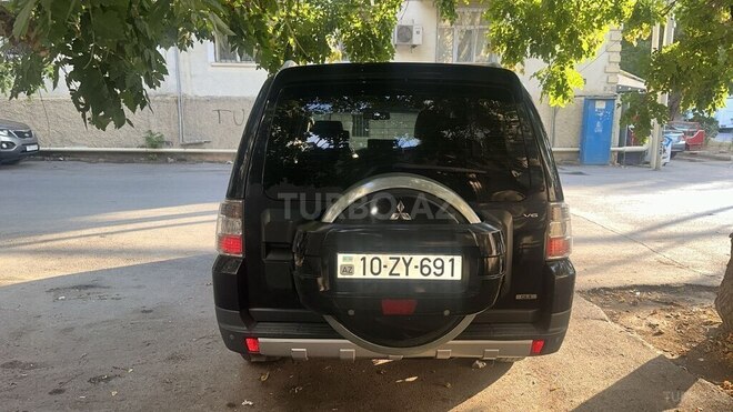 Mitsubishi Pajero 2008, 276,204 km - 3.0 l - Bakı
