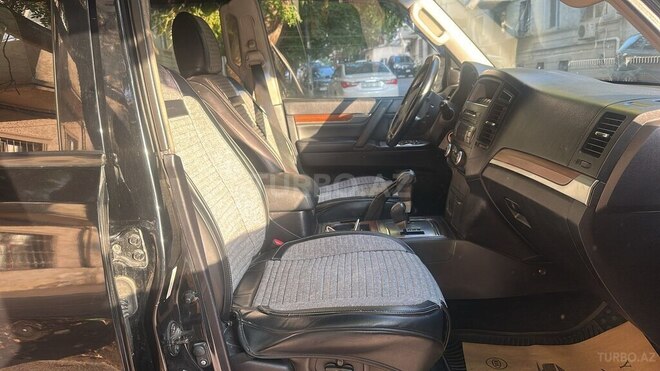 Mitsubishi Pajero 2008, 276,204 km - 3.0 l - Bakı