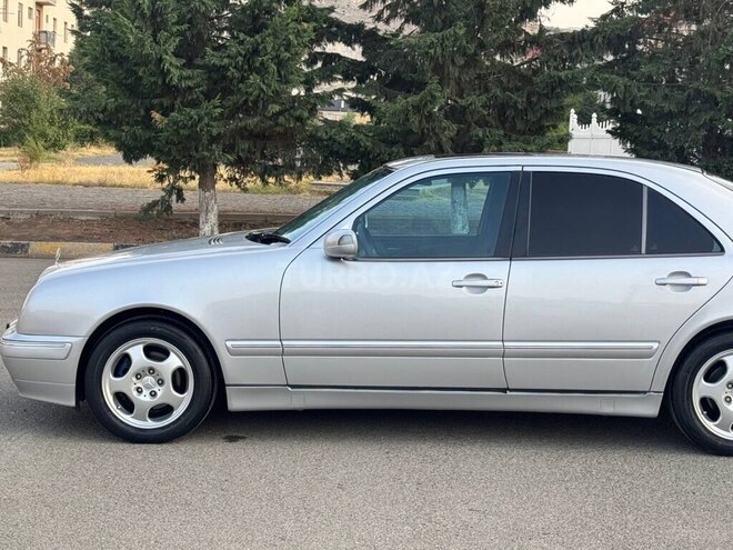 Mercedes E 220 d 2001, 380,000 km - 2.2 l - Şəmkir