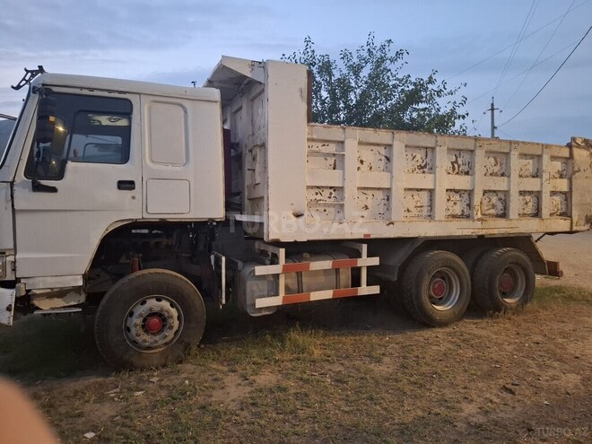 HOWO Sinotruk 2011, 380,000 km - 9.7 l - Gəncə