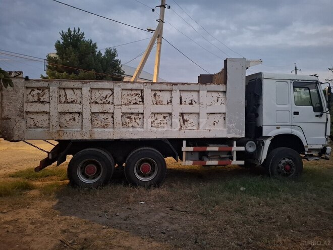 HOWO Sinotruk 2011, 380,000 km - 9.7 l - Gəncə