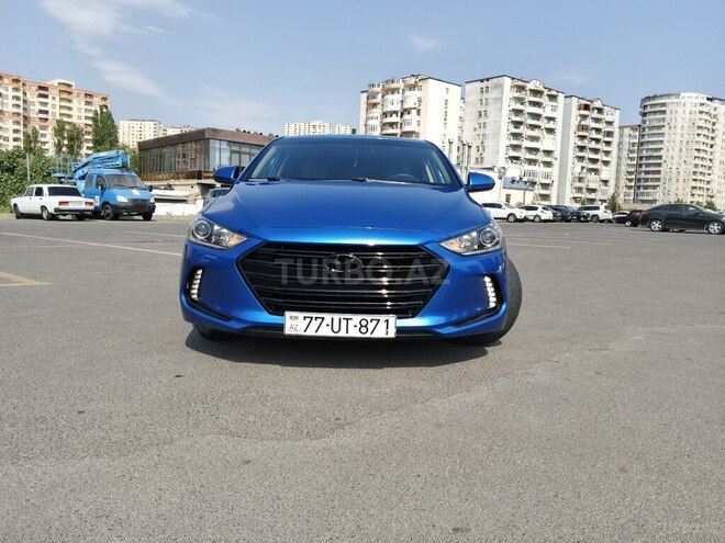 Hyundai Elantra 2017, 126,494 km - 2.0 л - Bakı