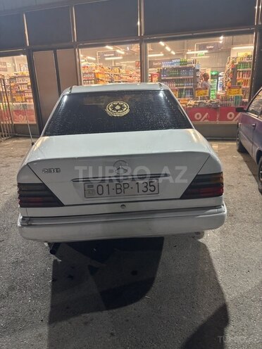 Mercedes E 200 d 1993, 600,000 km - 2.0 l - Sumqayıt