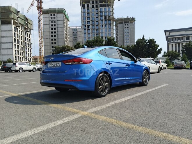 Hyundai Elantra 2017, 126,494 km - 2.0 л - Bakı