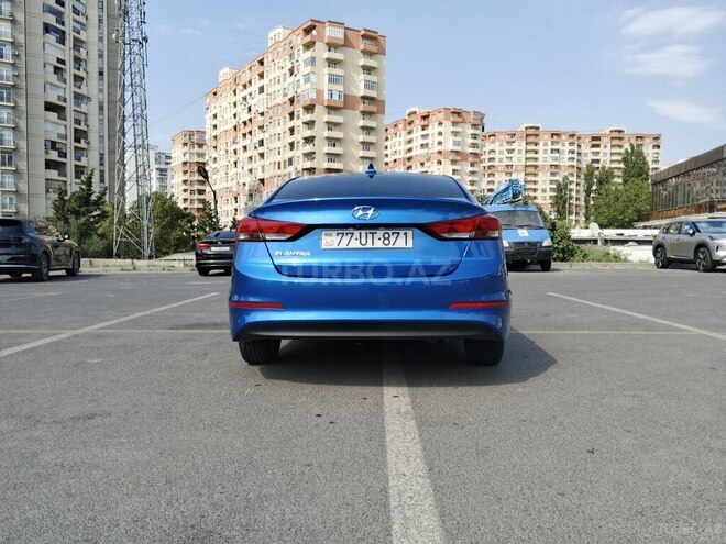 Hyundai Elantra 2017, 126,494 km - 2.0 л - Bakı