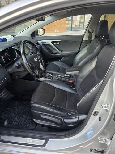 Hyundai Avante 2014, 86,000 km - 1.6 л - Bakı