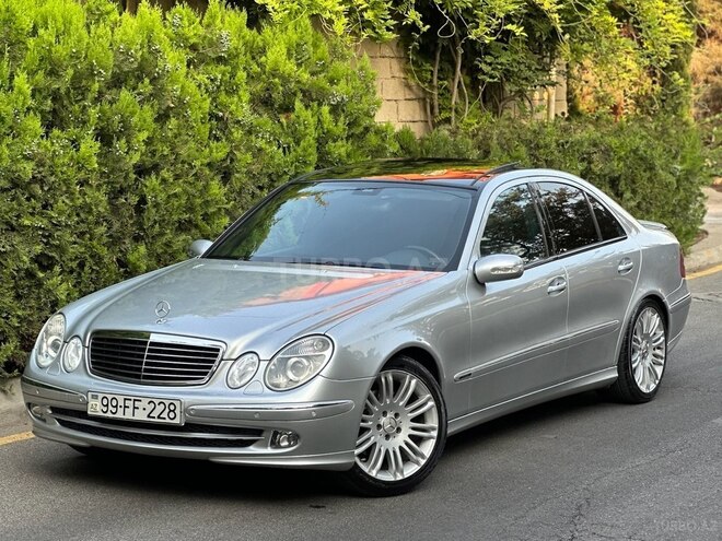 Mercedes E 320 2002, 299,000 km - 3.2 l - Bakı