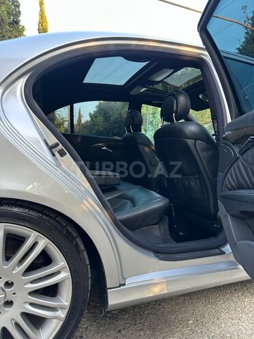 Mercedes E 320 2002, 299,000 km - 3.2 l - Bakı