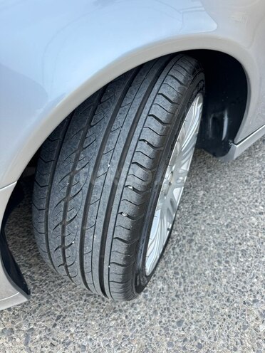 Mercedes E 320 2002, 299,000 km - 3.2 l - Bakı