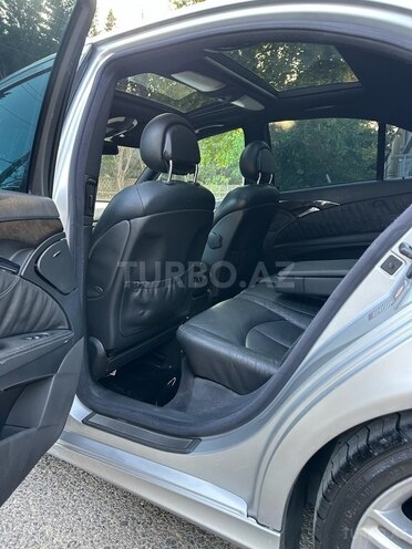 Mercedes E 320 2002, 299,000 km - 3.2 l - Bakı