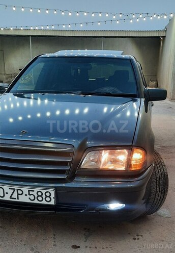 Mercedes C 200 1998, 437,000 km - 2.0 l - Qazax