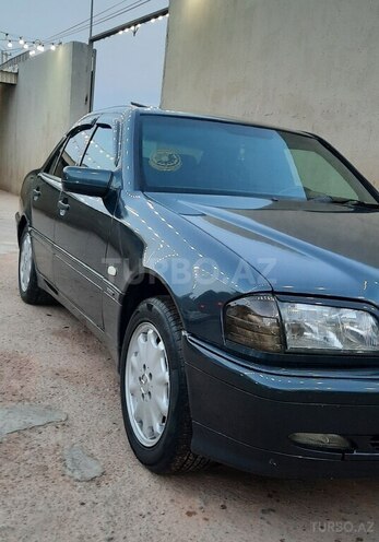 Mercedes C 200 1998, 437,000 km - 2.0 l - Qazax