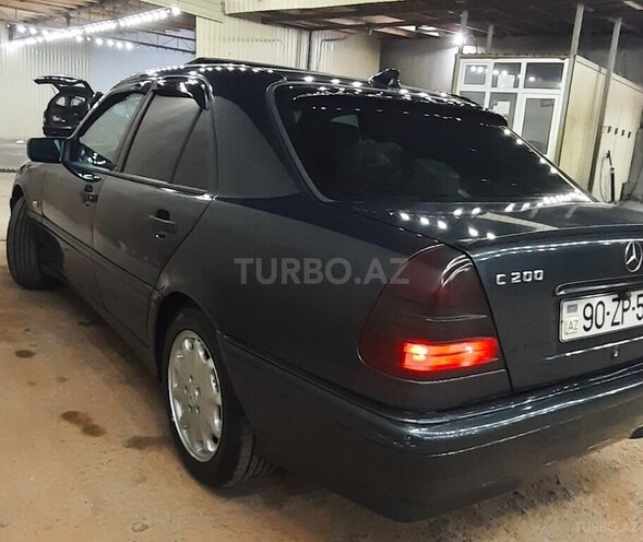 Mercedes C 200 1998, 437,000 km - 2.0 l - Qazax