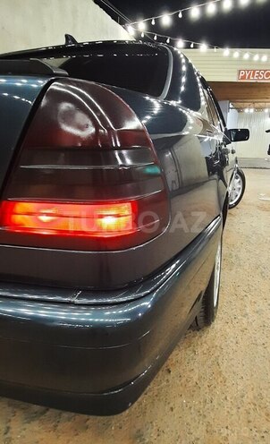 Mercedes C 200 1998, 437,000 km - 2.0 l - Qazax