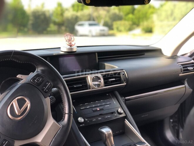Lexus  2017, 92,300 km - 2.0 л - Bakı