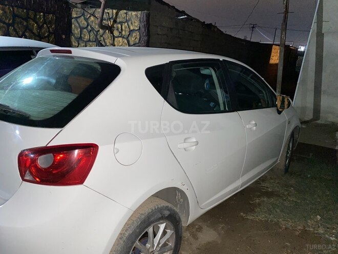 SEAT Ibiza 2011, 244,861 km - 1.6 l - Bakı