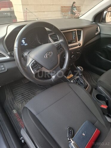 Hyundai Accent 2019, 50,000 km - 1.6 l - Bakı