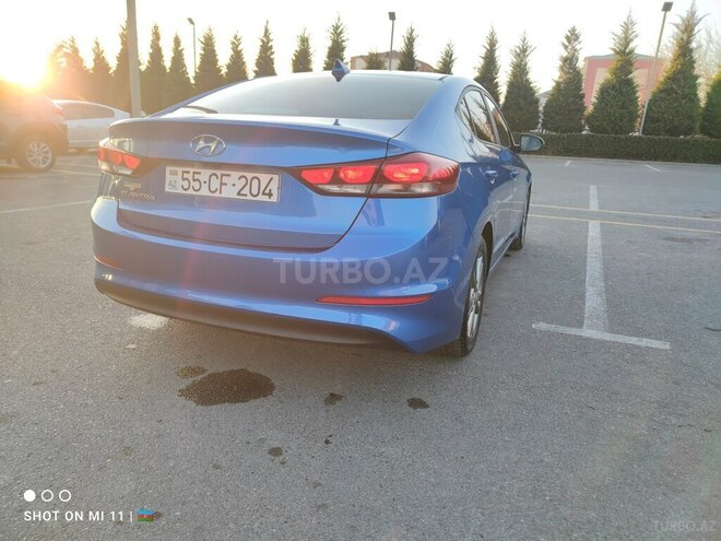 Hyundai Elantra 2016, 156,106 km - 2.0 л - Şəki